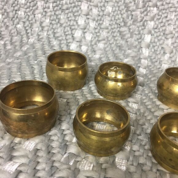 Traditional Brass Napkin Rings - Set of 12 - Picture 5 of 7